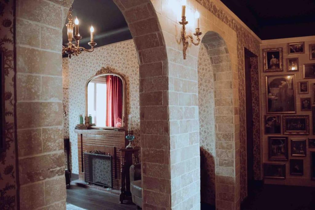 La Salle Des Sortileges 佩皮尼昂 外观 照片